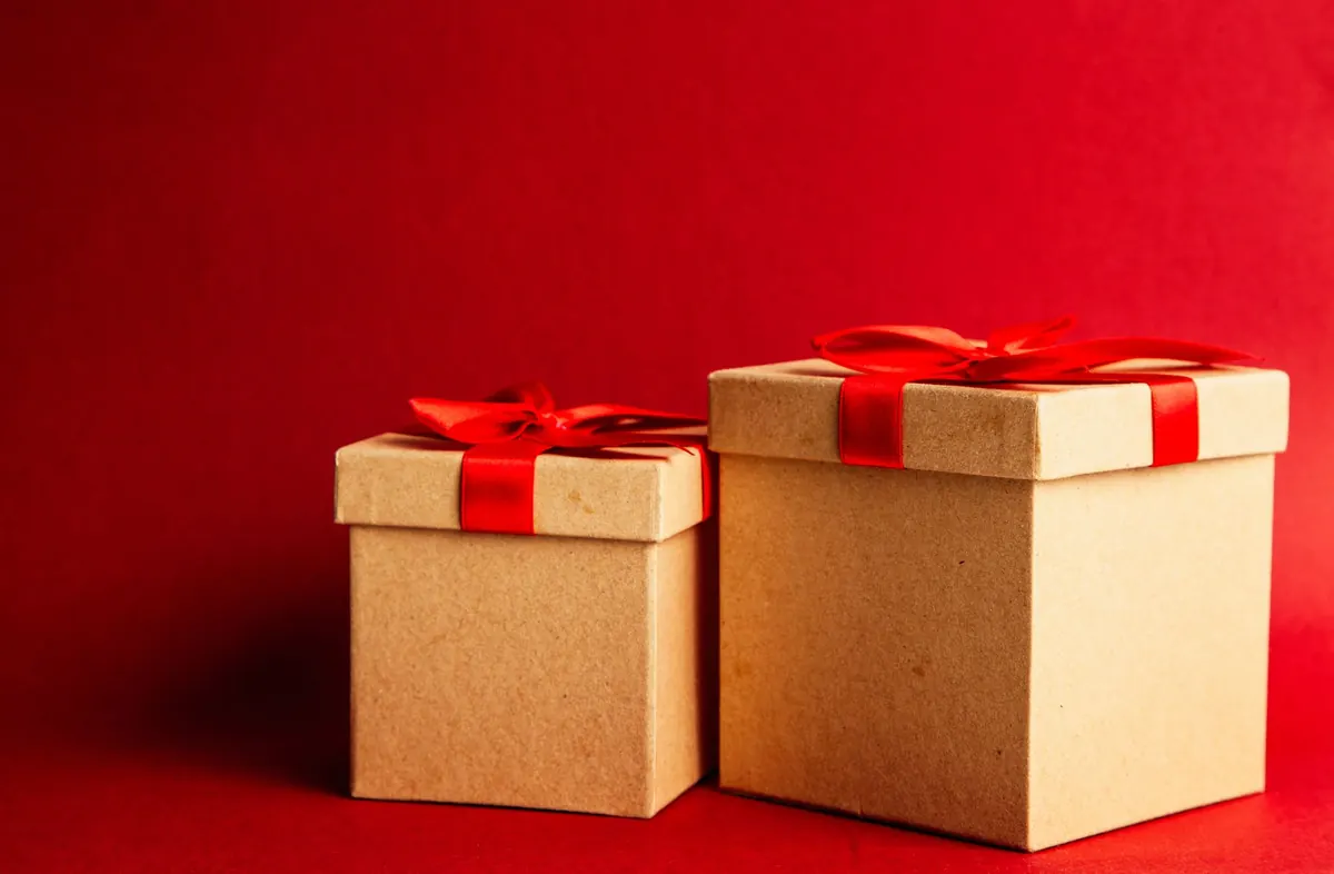 Corporate Confectionery Gift Boxes: A Checklist for Office-Friendly, Allergen-Aware Gifting